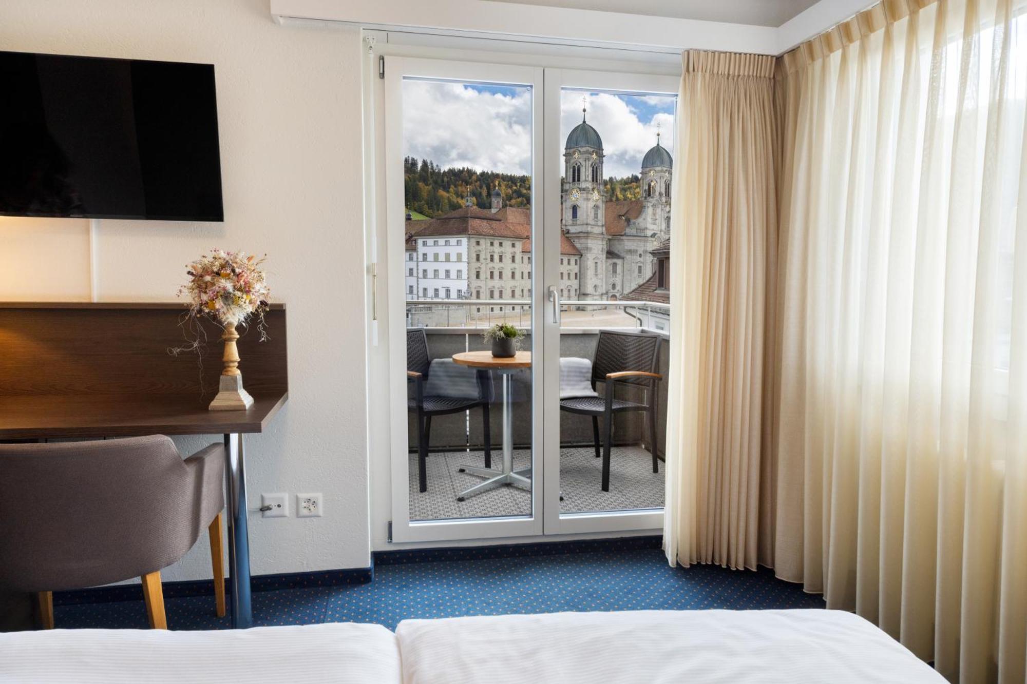 Hotel Drei Koenige Einsiedeln Εξωτερικό φωτογραφία